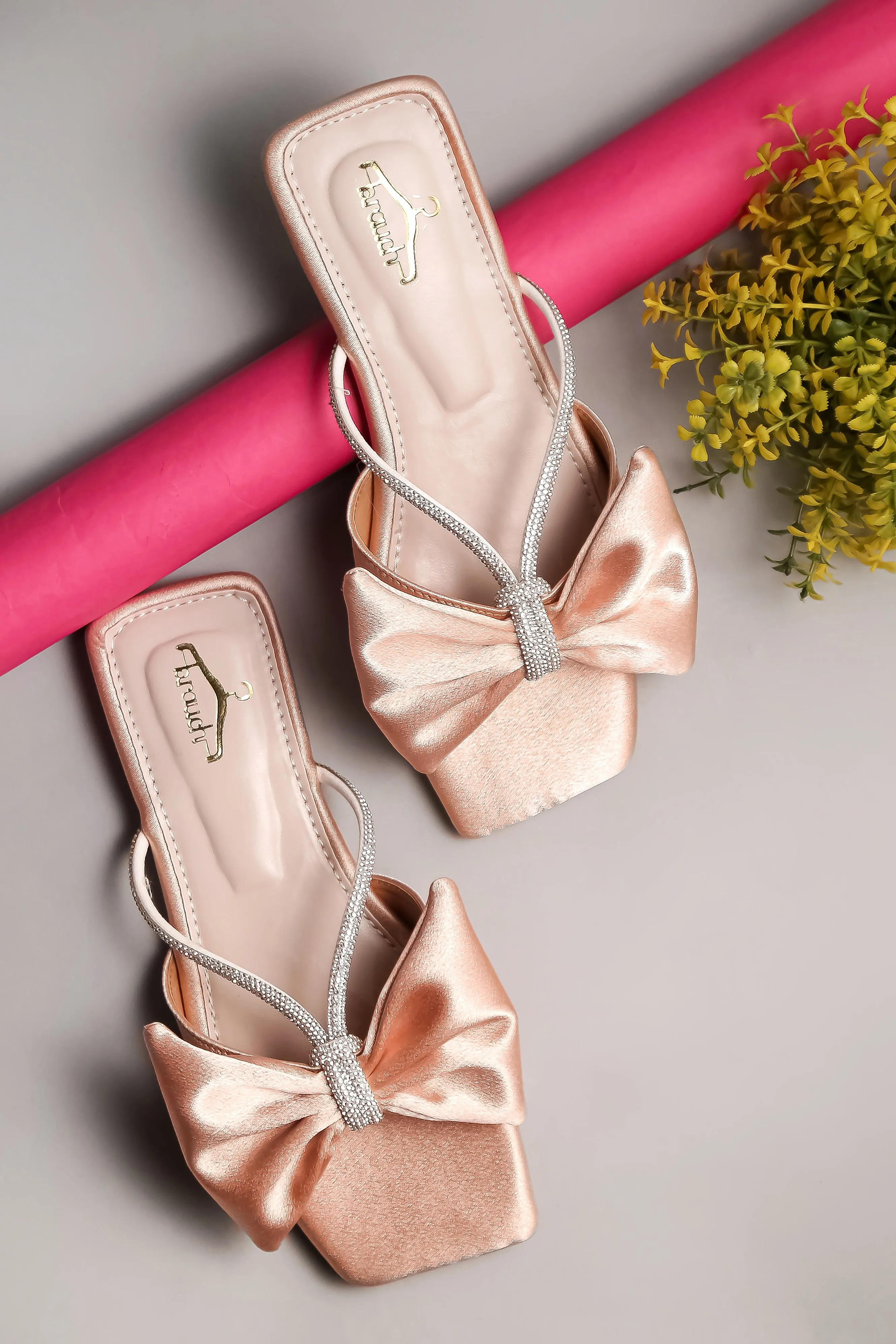 Brauch Women Peach Rhinestone Bow Flats