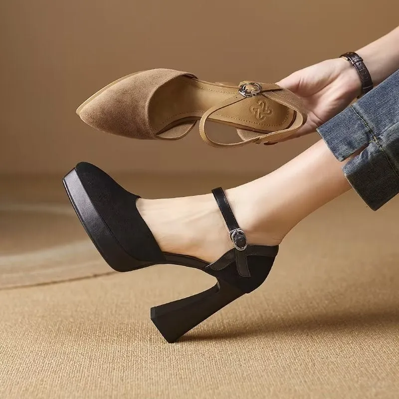 Ostranuxe Classic Buckle Pumps