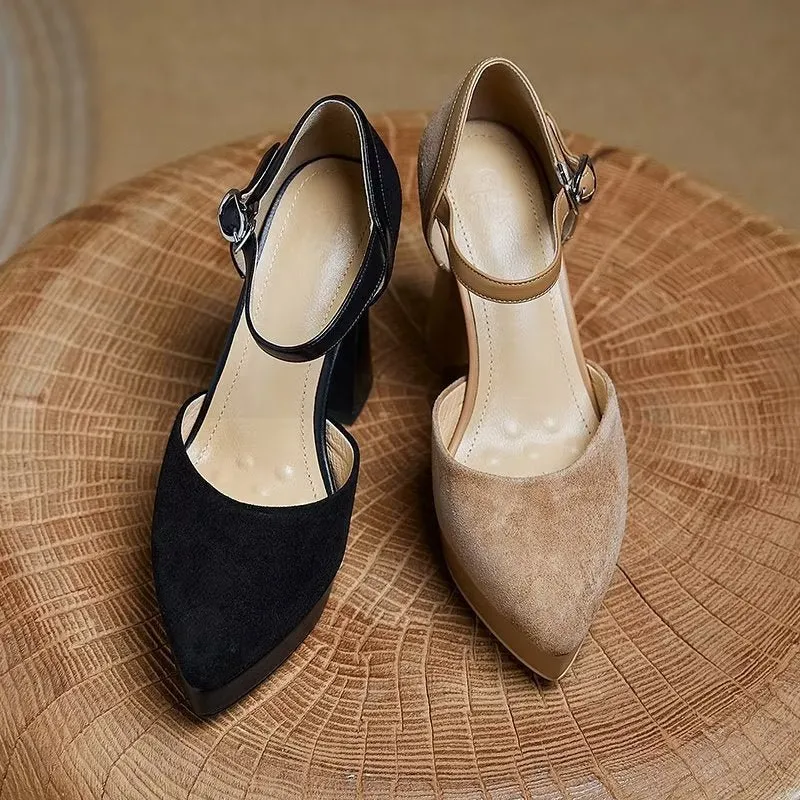 Ostranuxe Classic Buckle Pumps