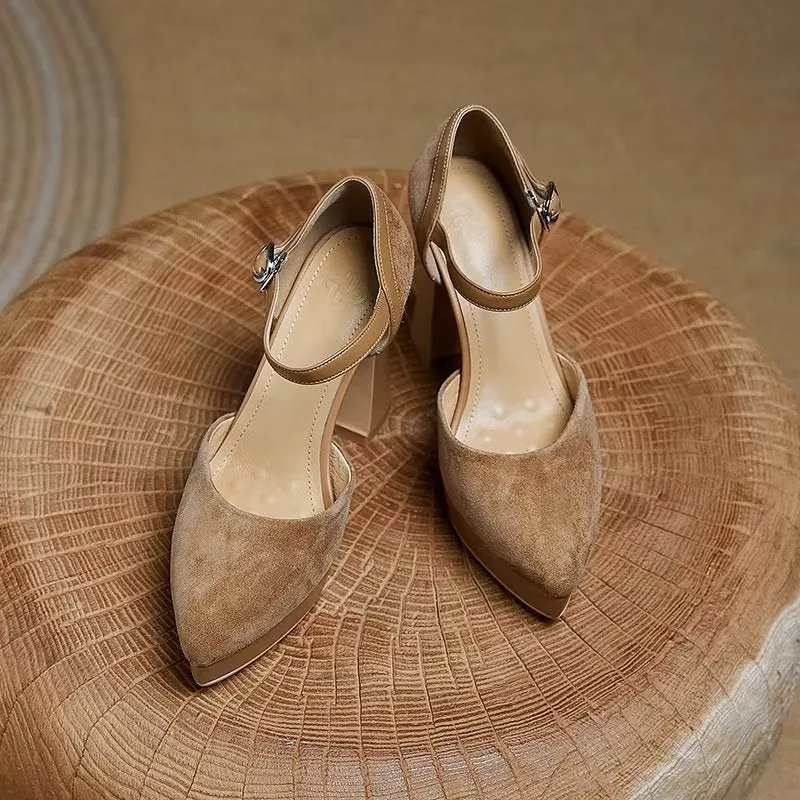 Ostranuxe Classic Buckle Pumps
